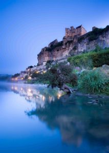 castle-beynac-dordogne-perigord-france